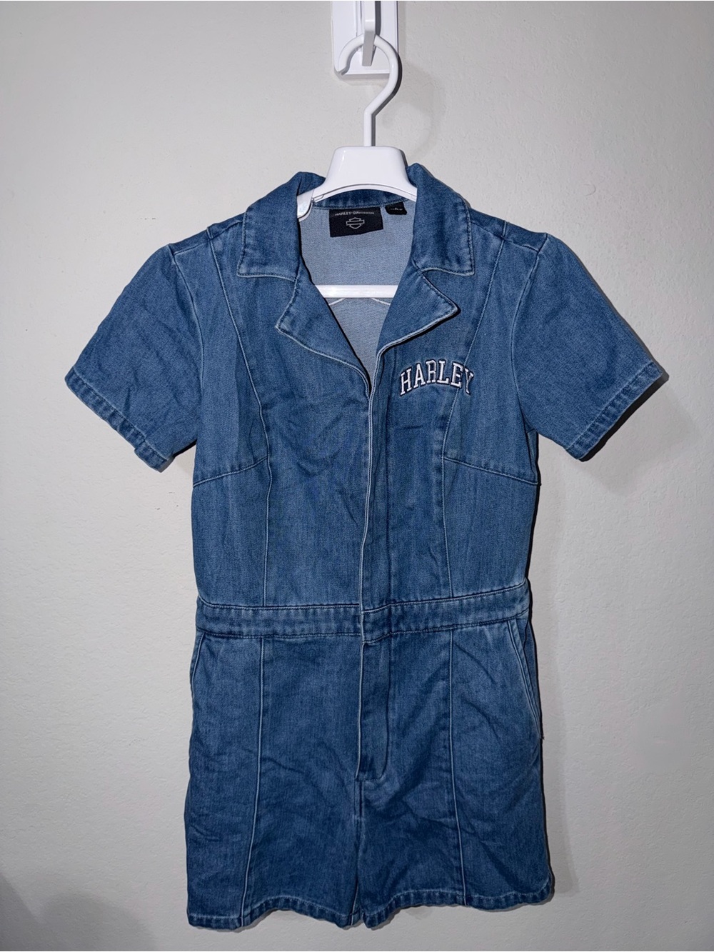 Harley-Davidson Women's Hero Denim Jumpsuit, short-sleeve light-wash Size Small - Picture 14 of 14